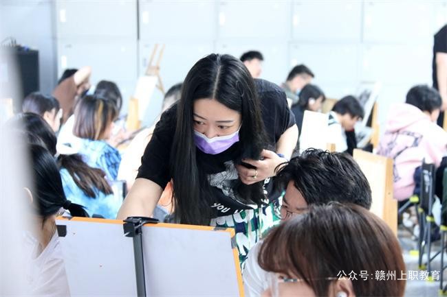 励志高考班图2
